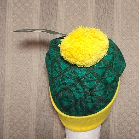 Zelda 8-Bit Link Gray Beanie - Zelda Dungeon Wiki, A The